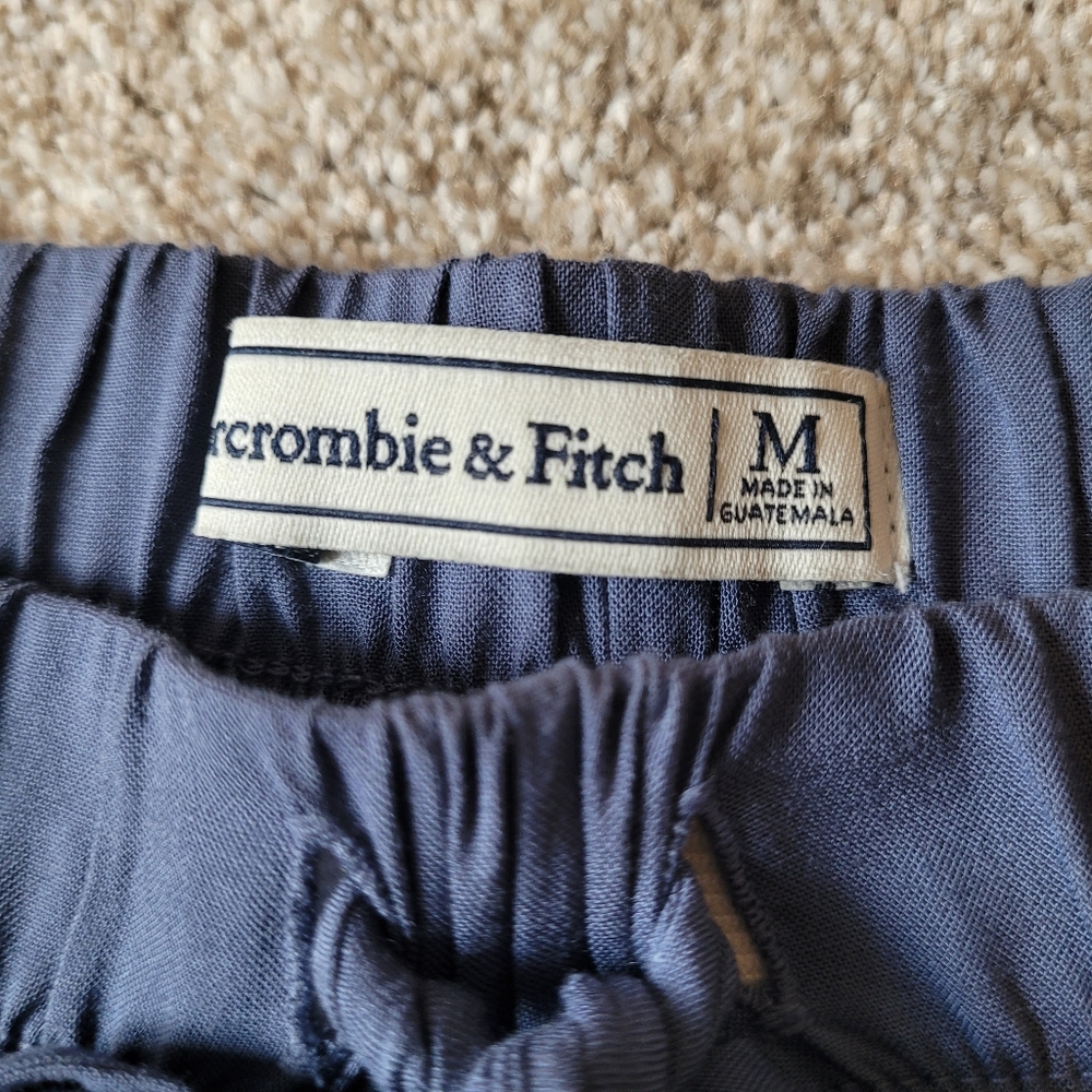 A&F shorts - Picture 2 of 3